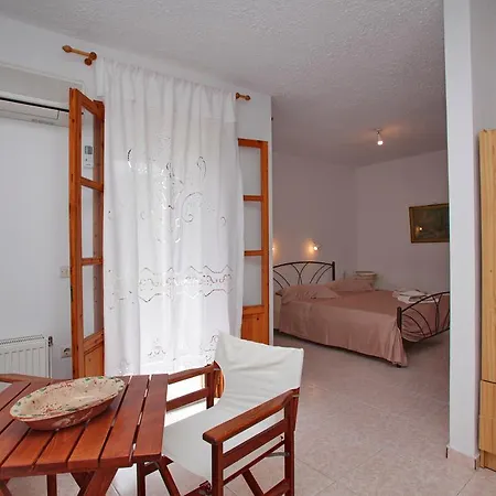 Marlitsis Apartments & Studios Skopelos Town Exterior photo