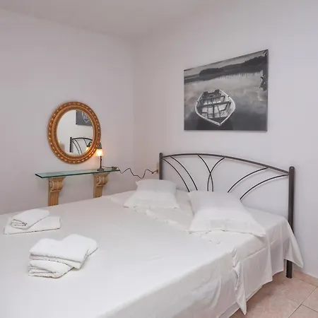 Marlitsis Apartments & Studios Skopelos Town Exterior photo